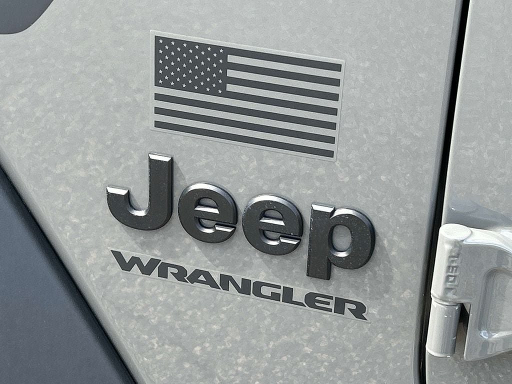 Used 2021 Jeep Wrangler Sport AWD/4WD image 29