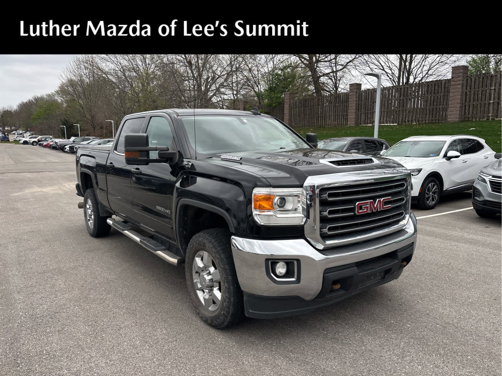 Used 2018 GMC Sierra 2500 SLE w/ SLE Preferred Package image 1