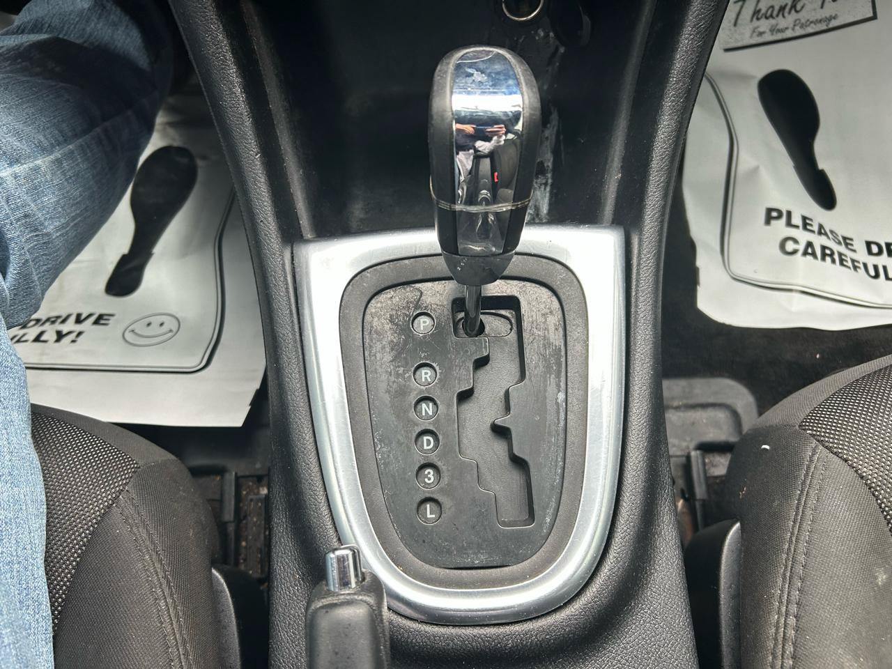 Used 2012 Dodge Avenger SE FWD image 24
