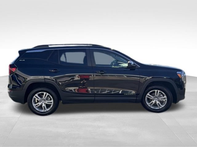 Certified 2023 GMC Terrain SLE w/ Driver Convenience Package AWD/4WD image 6