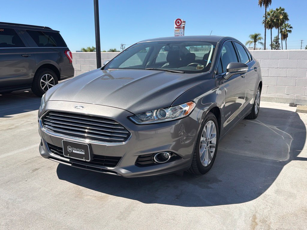 Used 2014 Ford Fusion Titanium FWD image 3