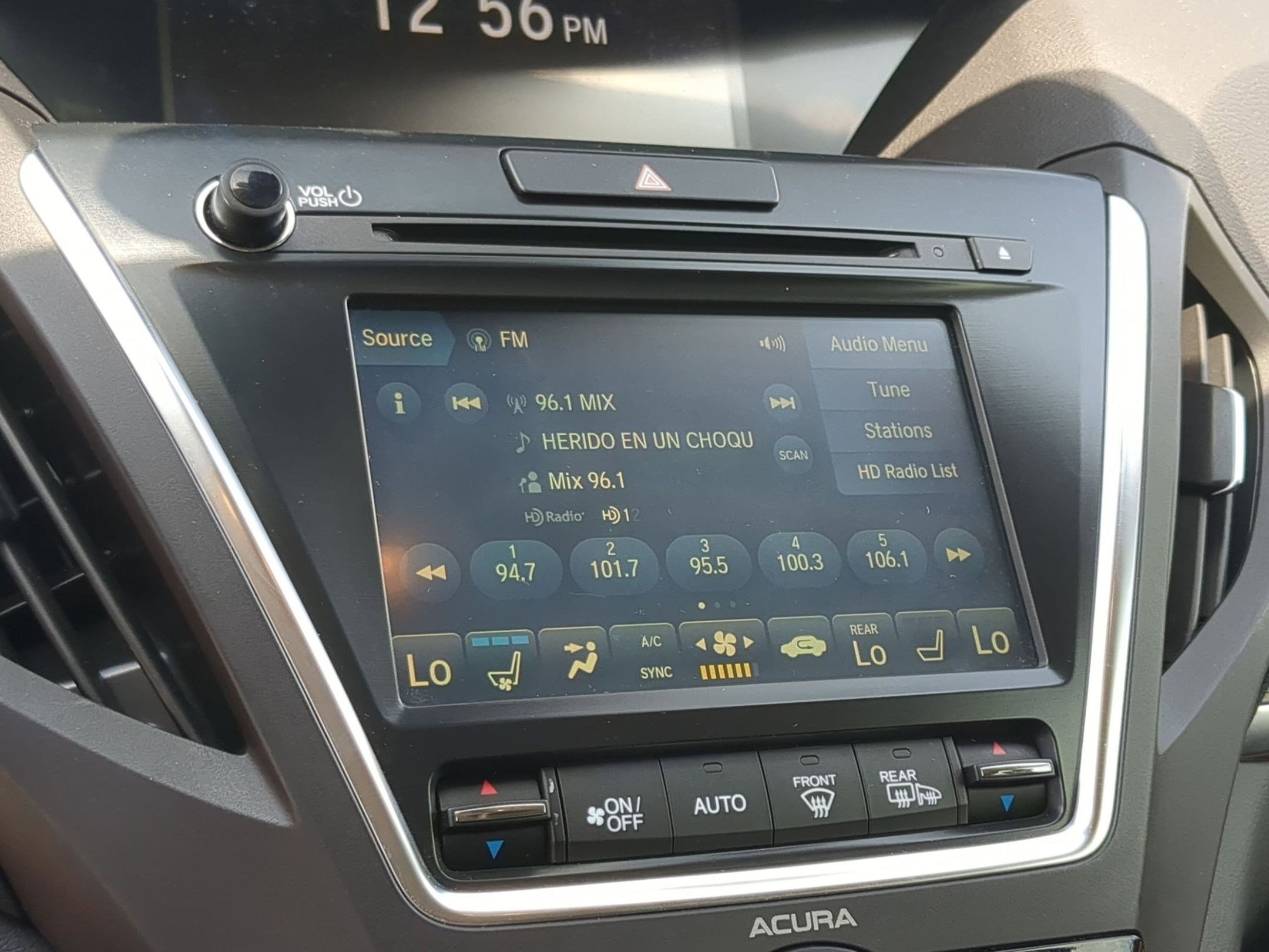 Used 2019 Acura MDX FWD w/ Advance Package image 15