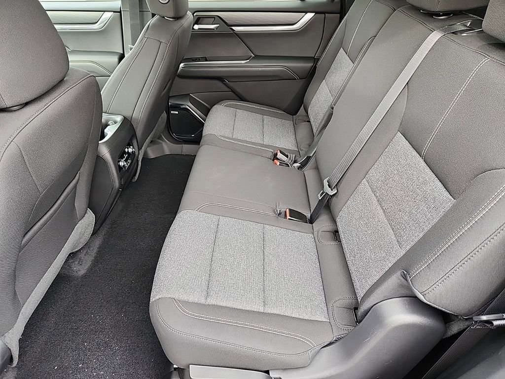 New 2025 GMC Acadia Elevation w/ Black Edition AWD/4WD image 19