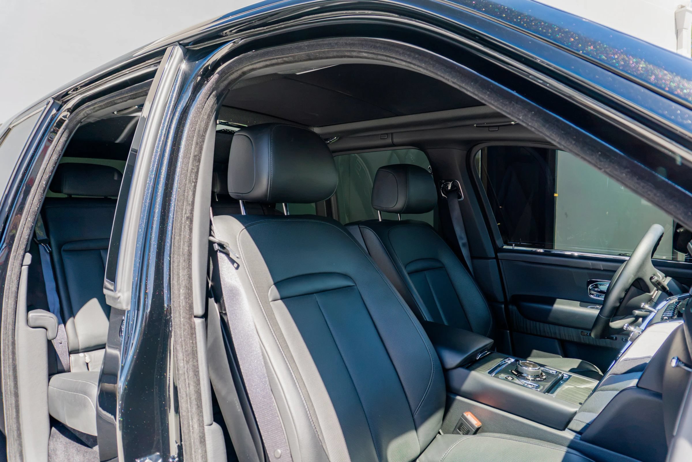 Used 2019 Rolls-Royce Cullinan AWD/4WD image 12