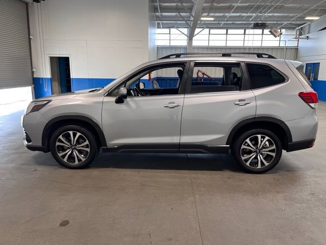 Used 2023 Subaru Forester Limited AWD/4WD image 6