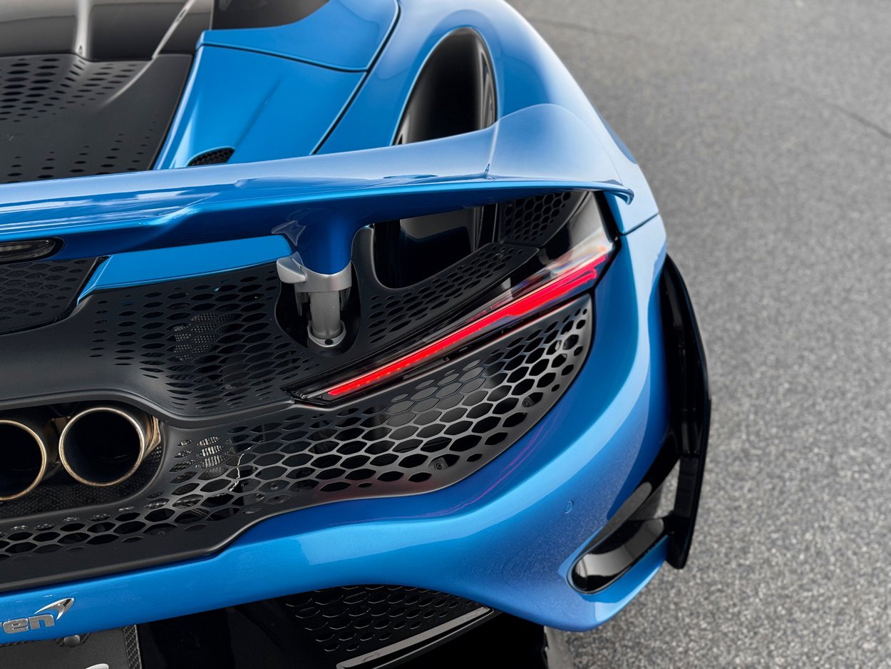 Used 2022 McLaren 765LT image 40