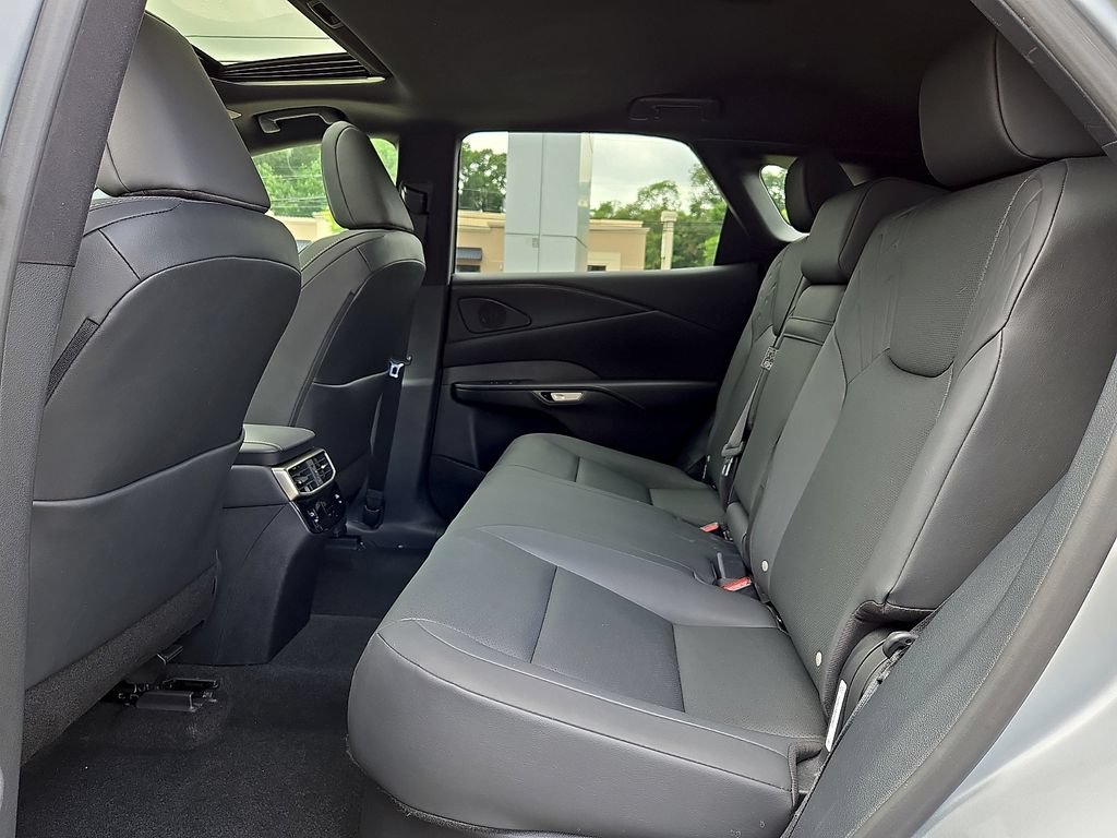 Used 2023 Lexus RX 350 Premium w/ Accessory Package AWD/4WD image 10