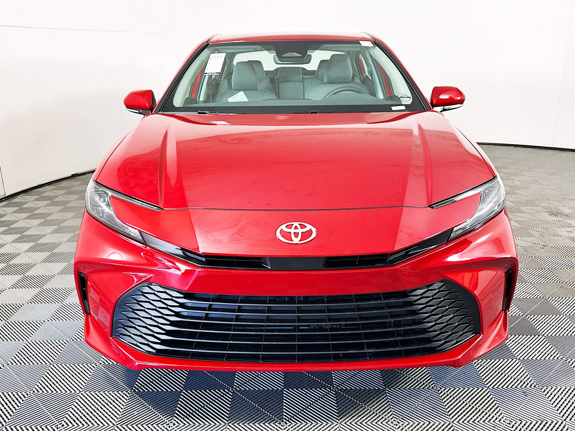 Used 2026 Toyota Camry LE w/ Convenience Package FWD image 8