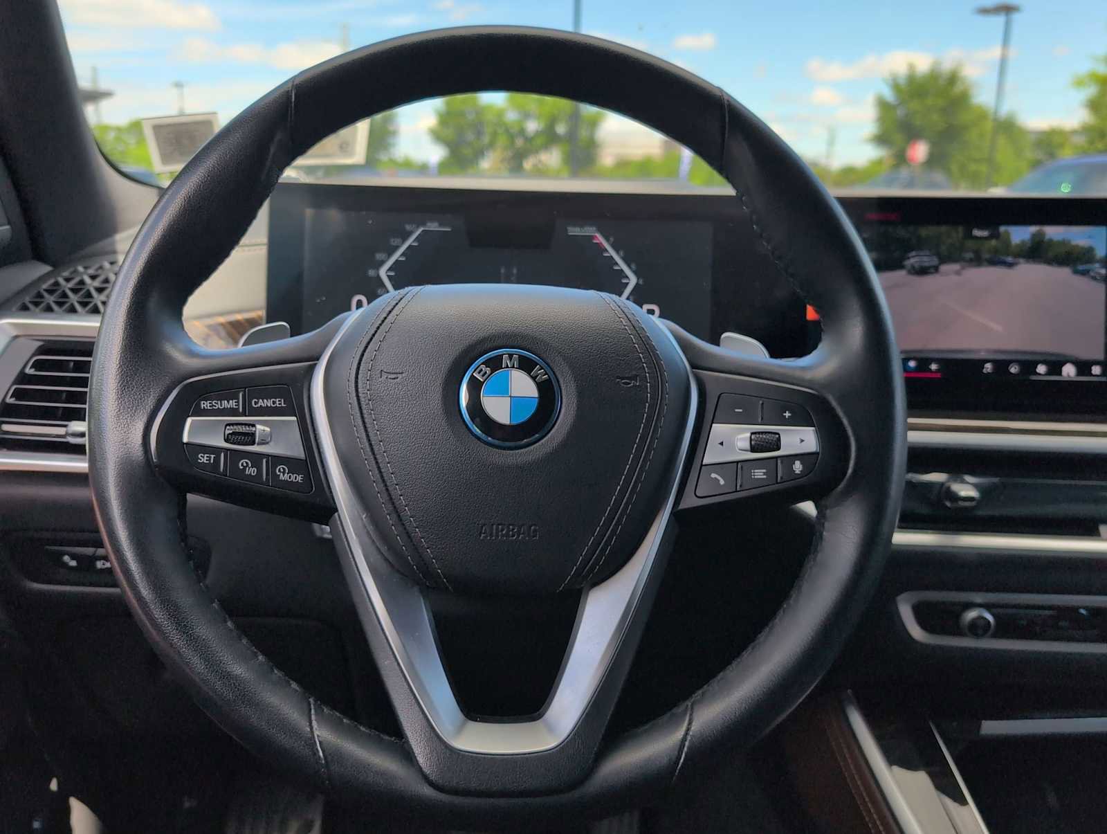 Used 2025 BMW X5 xDrive50e AWD/4WD image 22