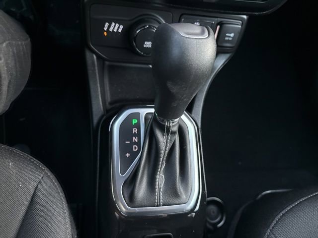 Used 2021 Jeep Renegade Latitude image 18