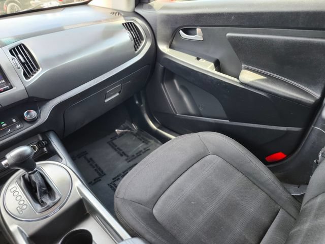 Used 2012 Kia Sportage LX FWD image 15