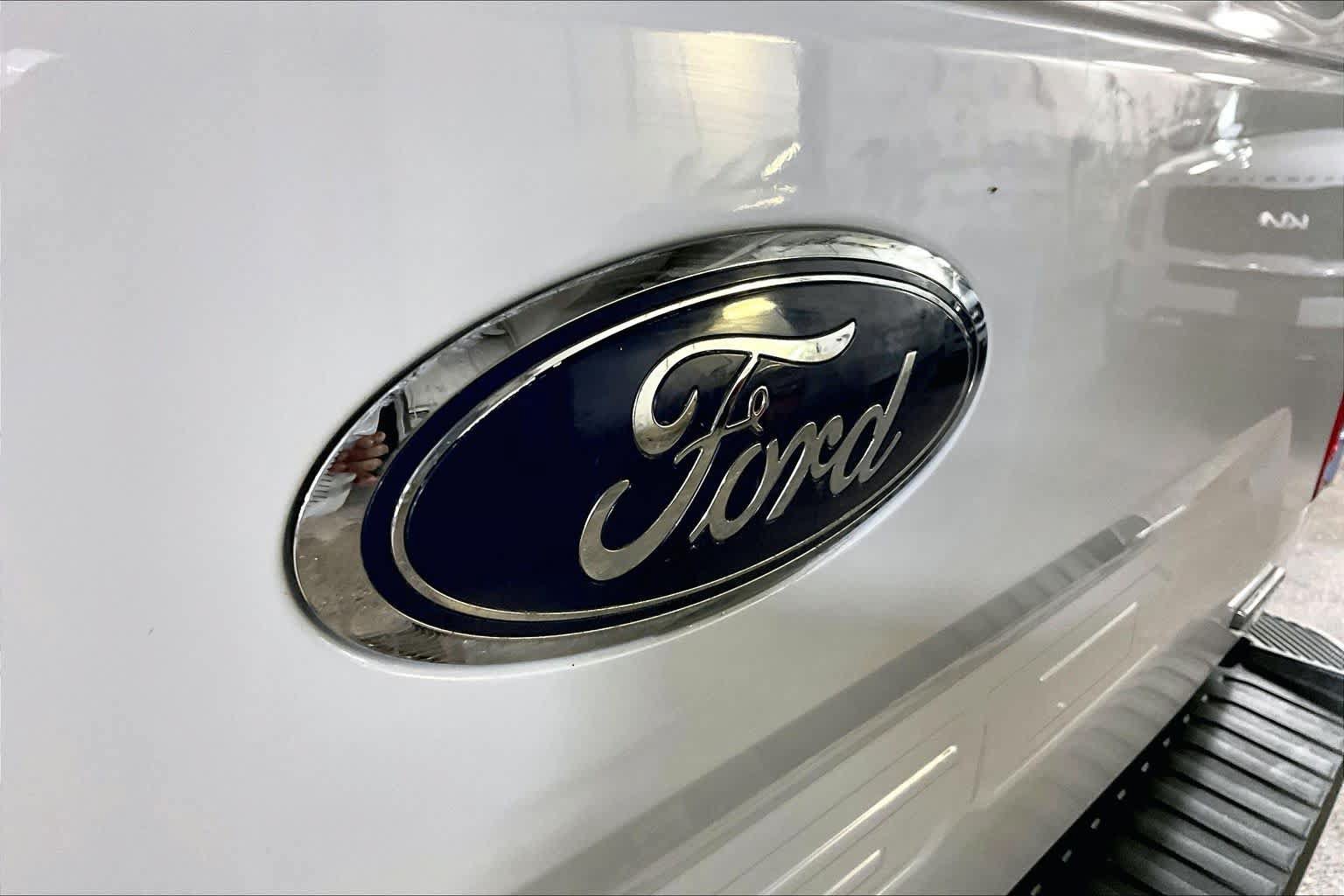 Used 2018 Ford F150 XL w/ Equipment Group 101A Mid AWD/4WD image 29