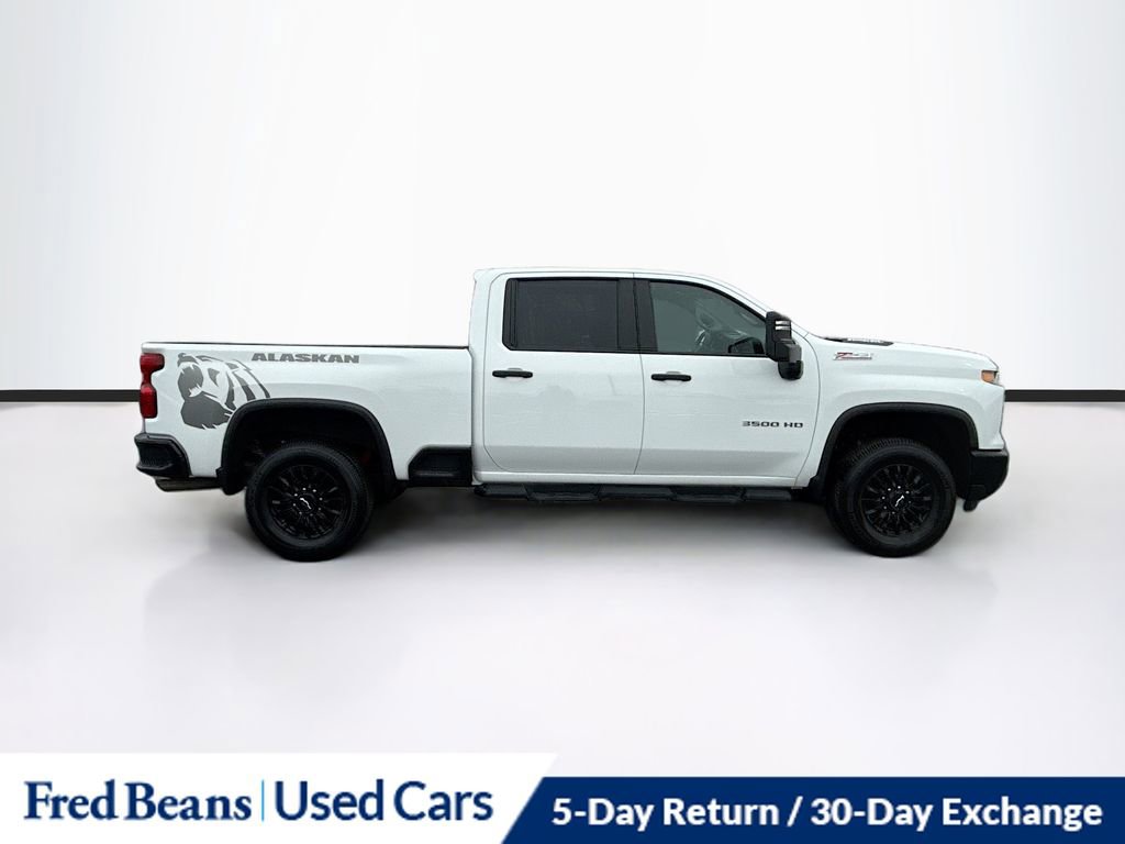 Used 2024 Chevrolet Silverado 3500 W/T image 9