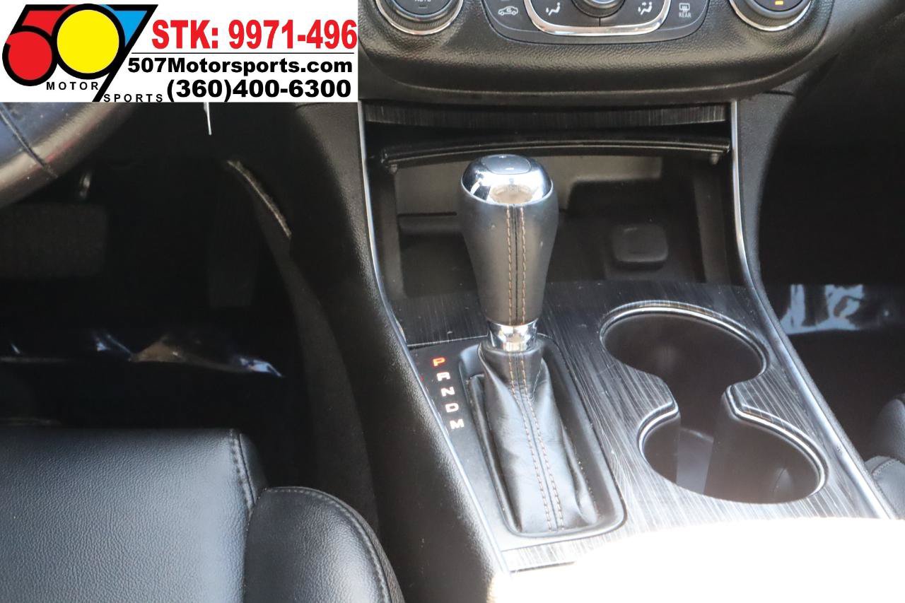 Used 2017 Chevrolet Impala LT w/ Convenience Package FWD image 21