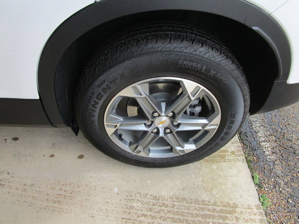 Used 2024 Chevrolet Blazer LT w/ Convenience Package FWD image 11
