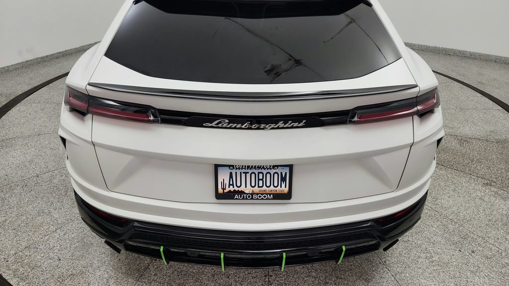 Used 2020 Lamborghini Urus AWD/4WD image 22