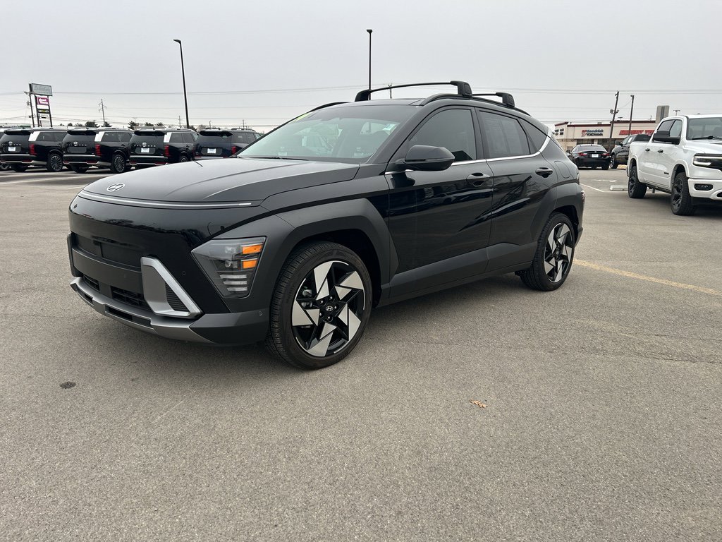 Used 2024 Hyundai Kona Limited image 3