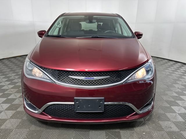Used 2019 Chrysler Pacifica Touring Plus w/ Tire & Wheel Group image 8