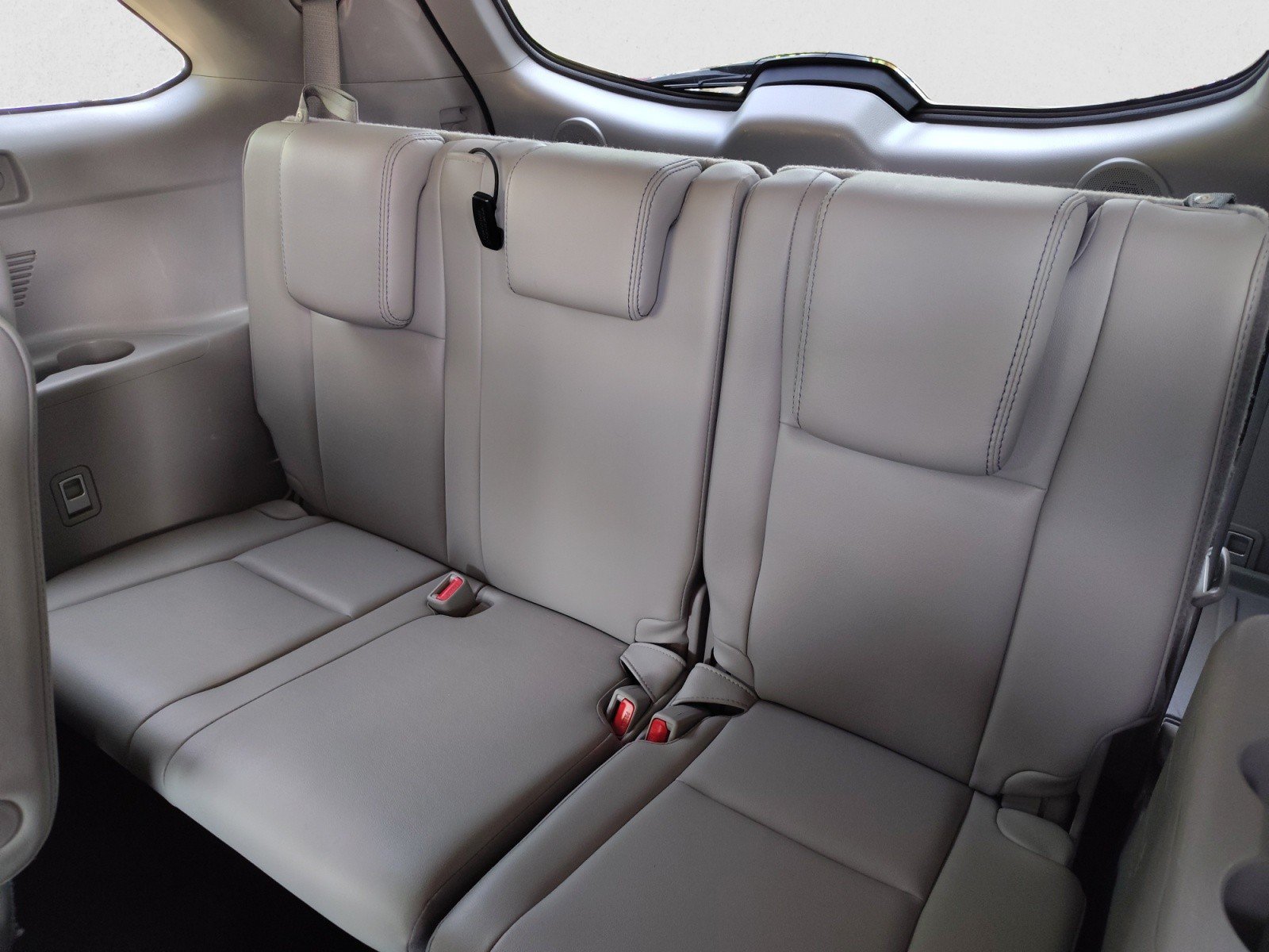 Used 2018 Toyota Highlander Limited AWD/4WD image 19