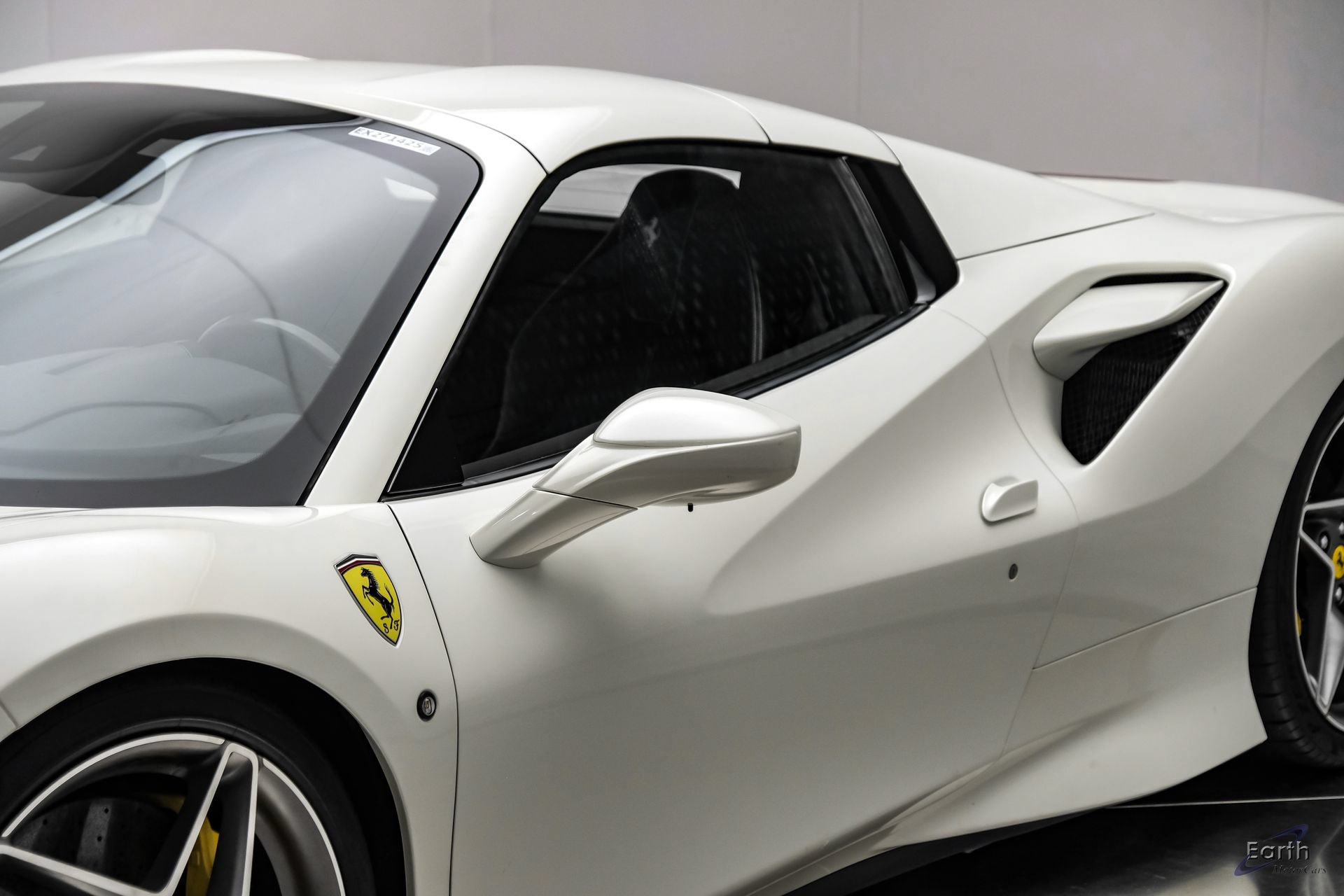 Used 2022 Ferrari F8 Tributo RWD image 37