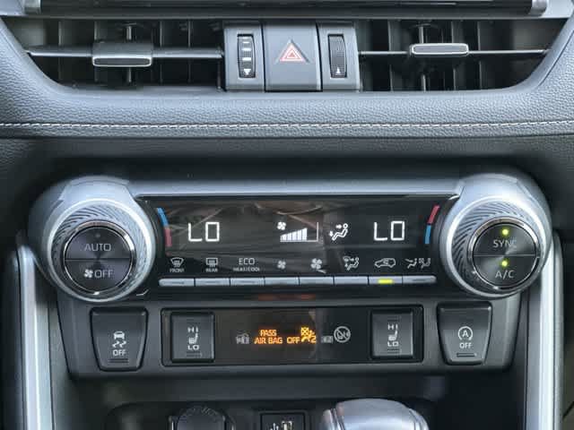 Used 2023 Toyota RAV4 XLE Premium AWD/4WD image 15