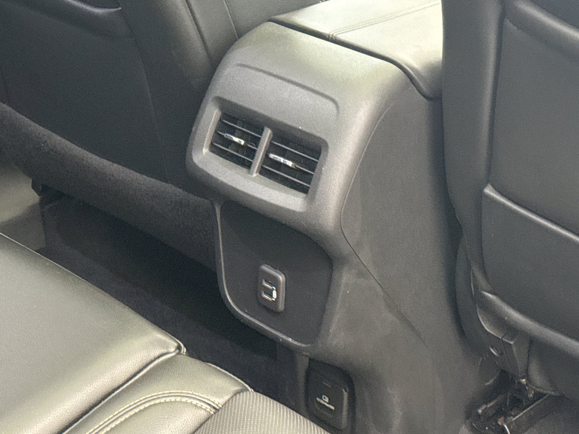 Used 2020 GMC Terrain SLT w/ Preferred Package AWD/4WD image 21