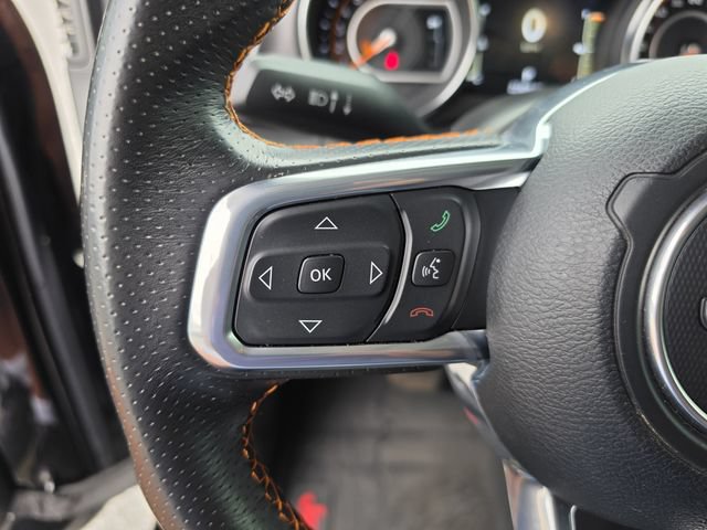 Used 2023 Jeep Gladiator Mojave w/ LED Lighting Group AWD/4WD image 34