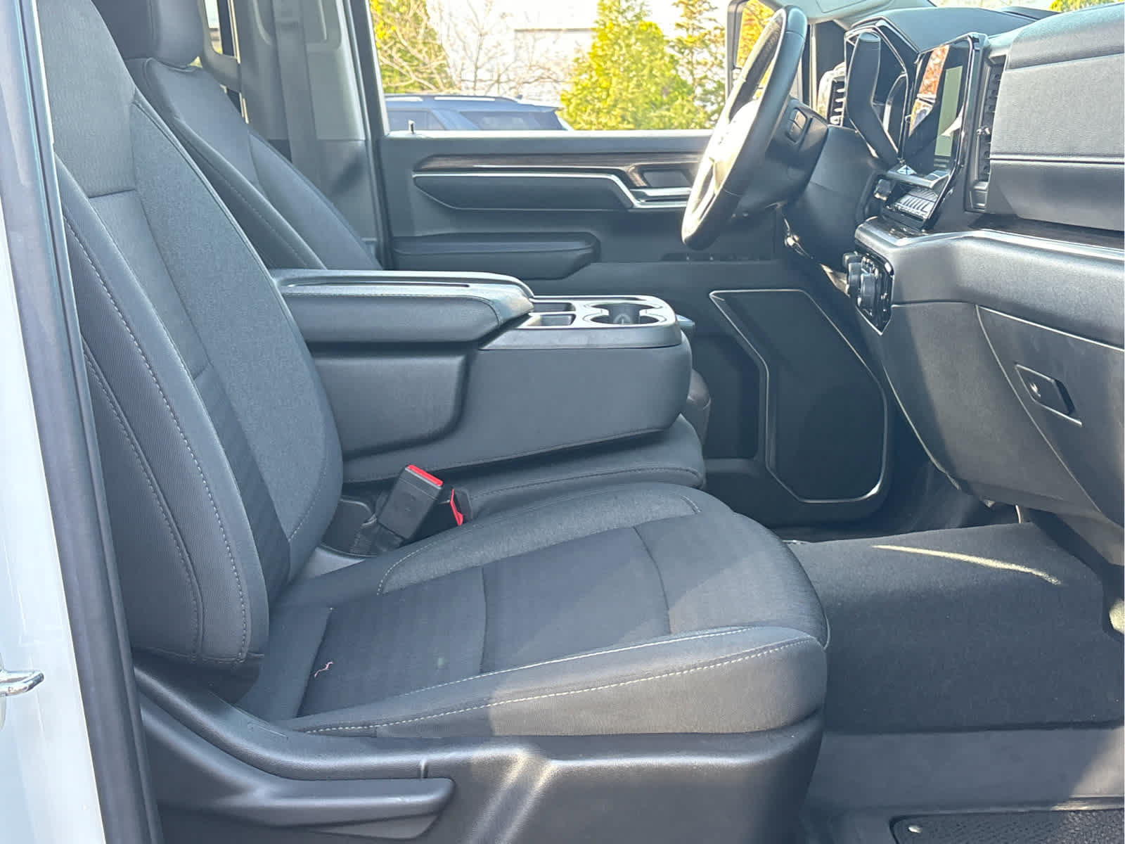 Certified 2024 Chevrolet Silverado 2500 LT AWD/4WD image 21