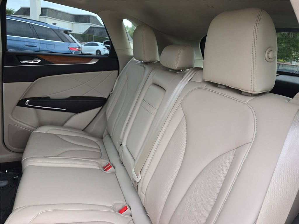 Used 2019 Lincoln MKC Select w/ Select Plus Package image 13