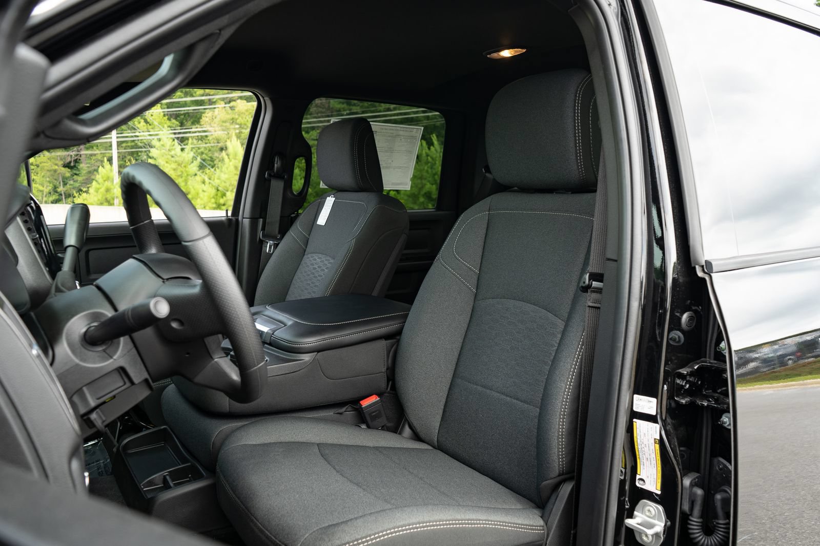 New 2026 RAM 2500 Warlock AWD/4WD image 15