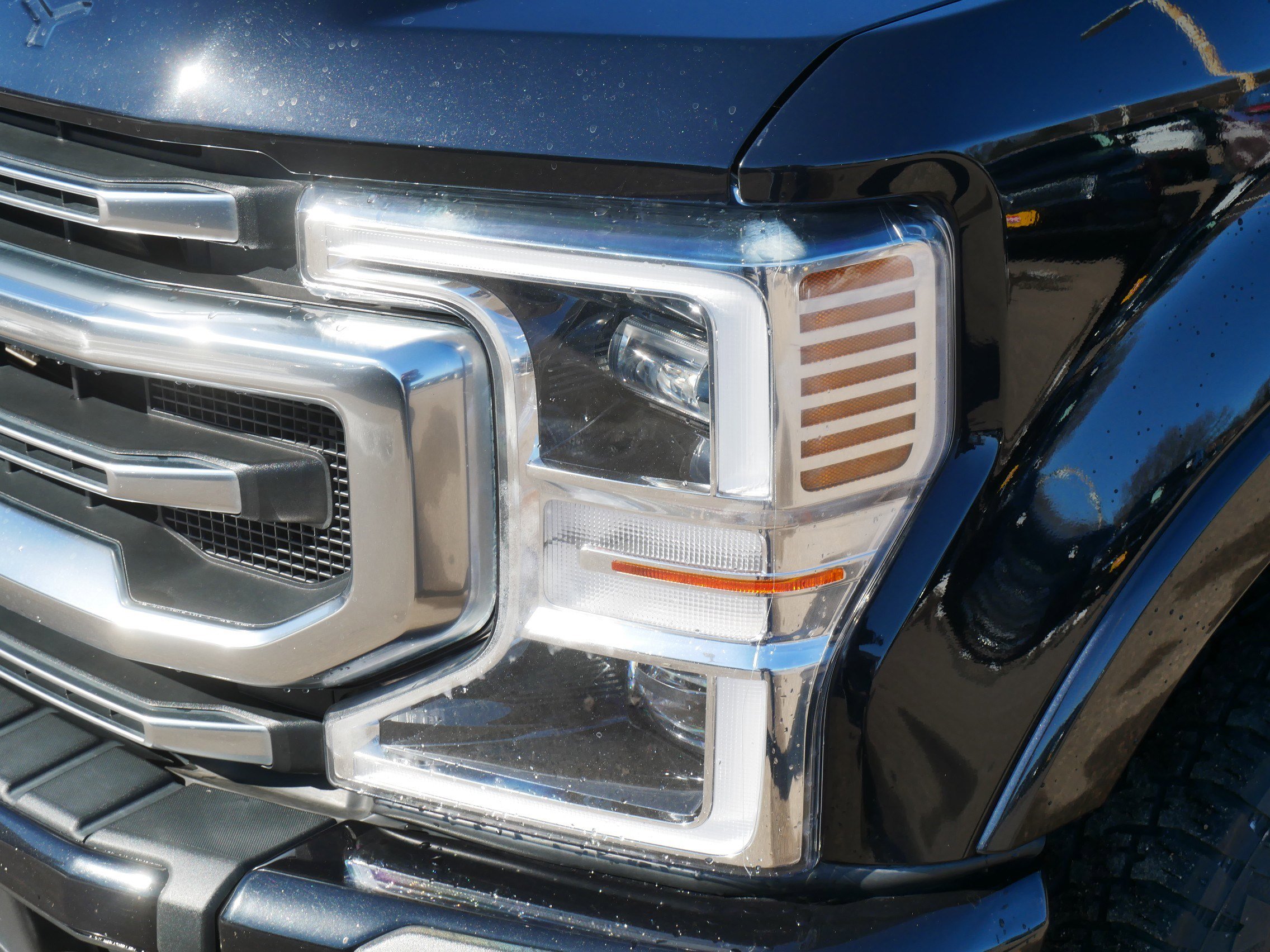 Used 2021 Ford F350 Platinum w/ Tremor Off-Road Package image 16