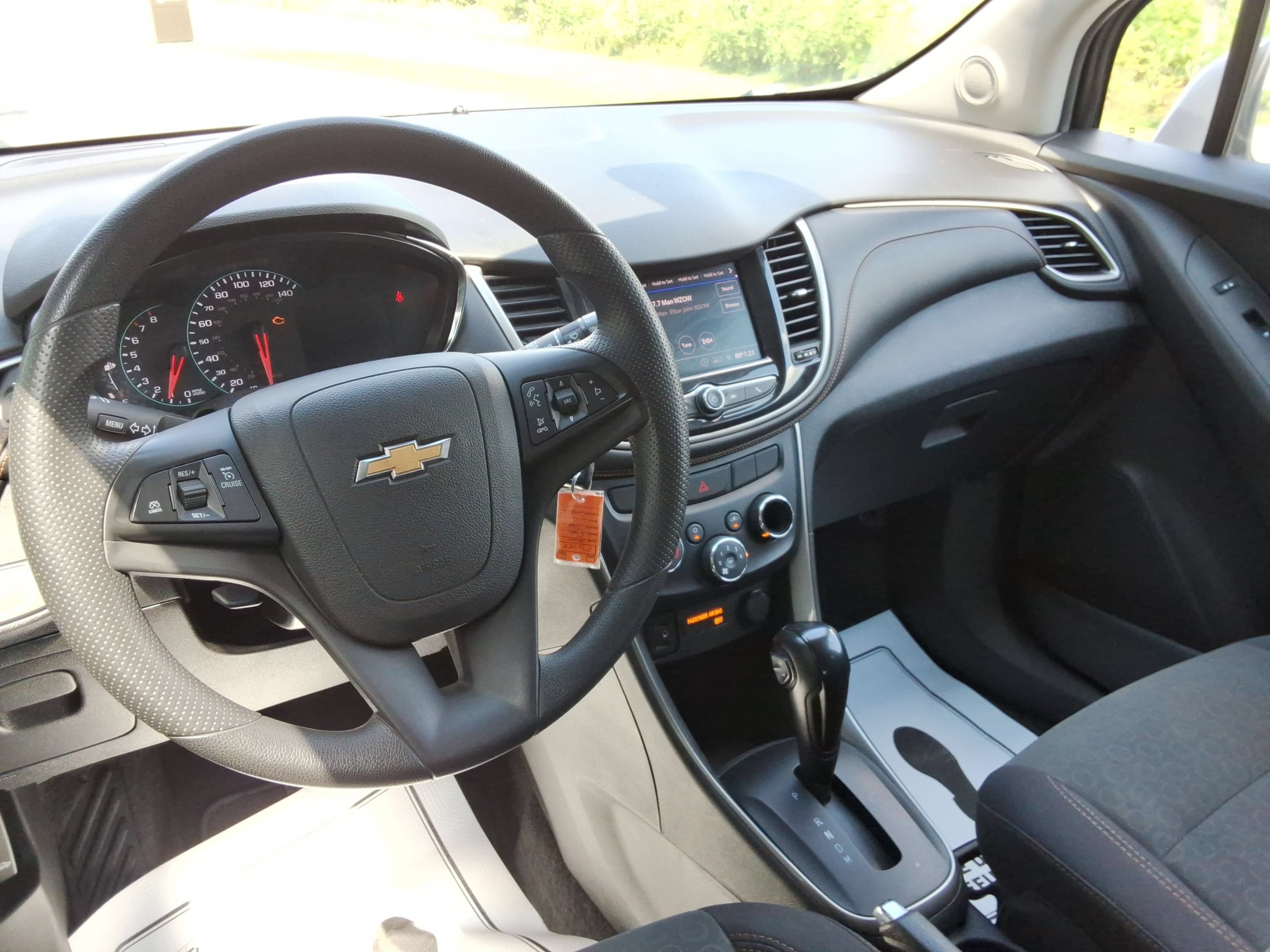 Used 2020 Chevrolet Trax LS w/ Tint and Cruise Package FWD image 12