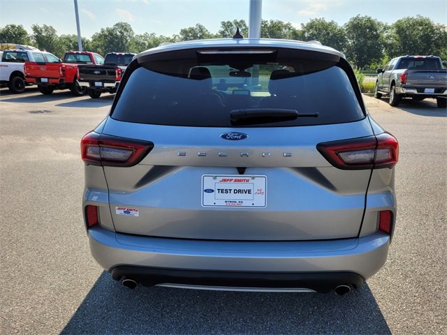 Used 2024 Ford Escape ST-Line image 10