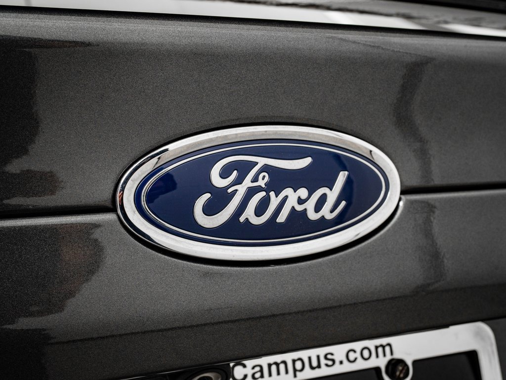 Used 2015 Ford Fusion Titanium image 17