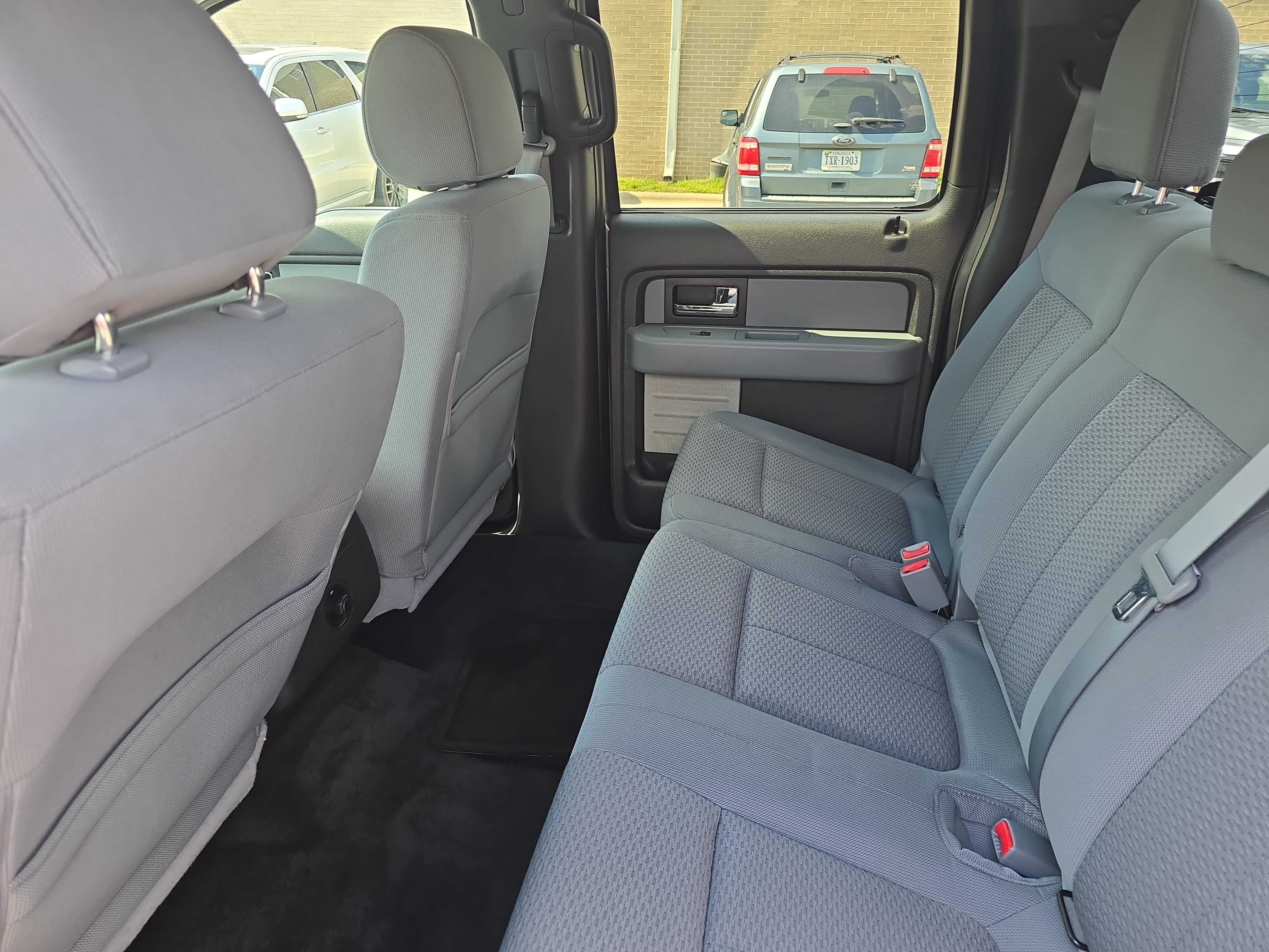 Used 2013 Ford F150 XLT w/ Luxury Equipment Group RWD image 16