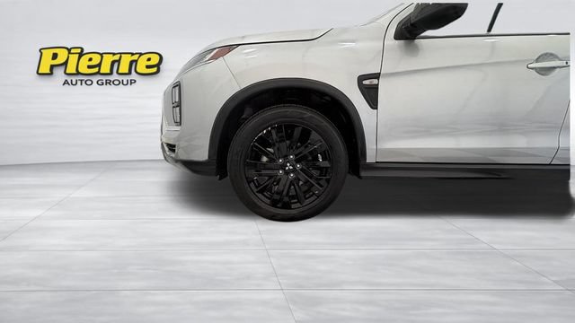 Used 2025 Mitsubishi Outlander Sport ES AWD/4WD image 9