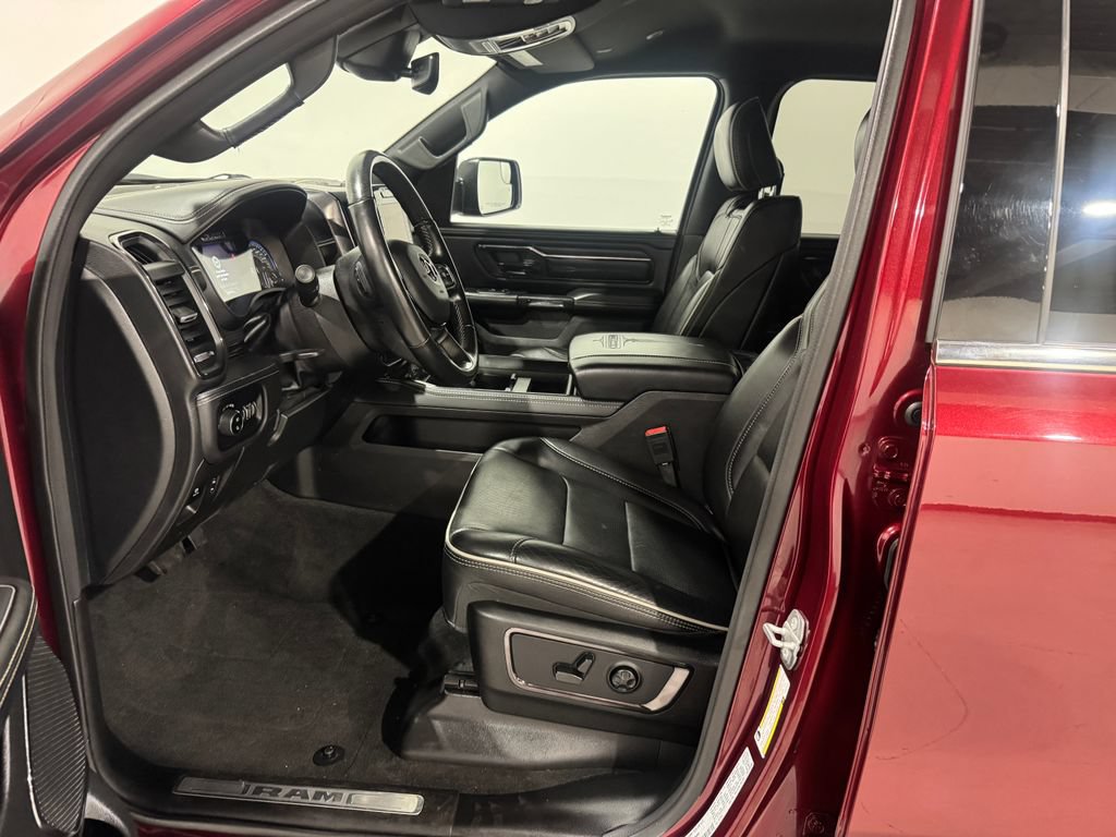 Used 2022 RAM 1500 Limited w/ Body-Colour Bumper Group AWD/4WD image 14