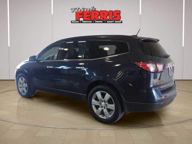 Used 2017 Chevrolet Traverse LT w/ Style and Technology Package AWD/4WD image 3