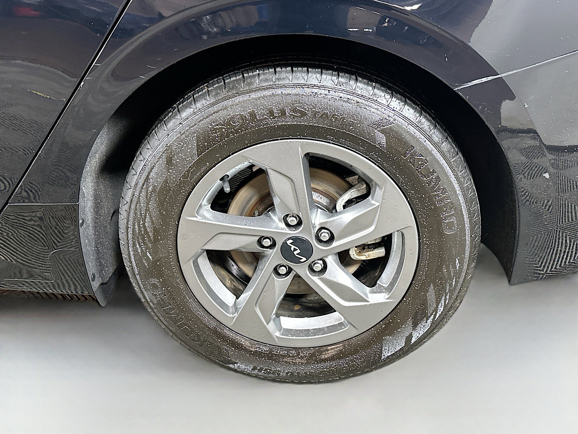 Used 2023 Kia K5 LXS image 29