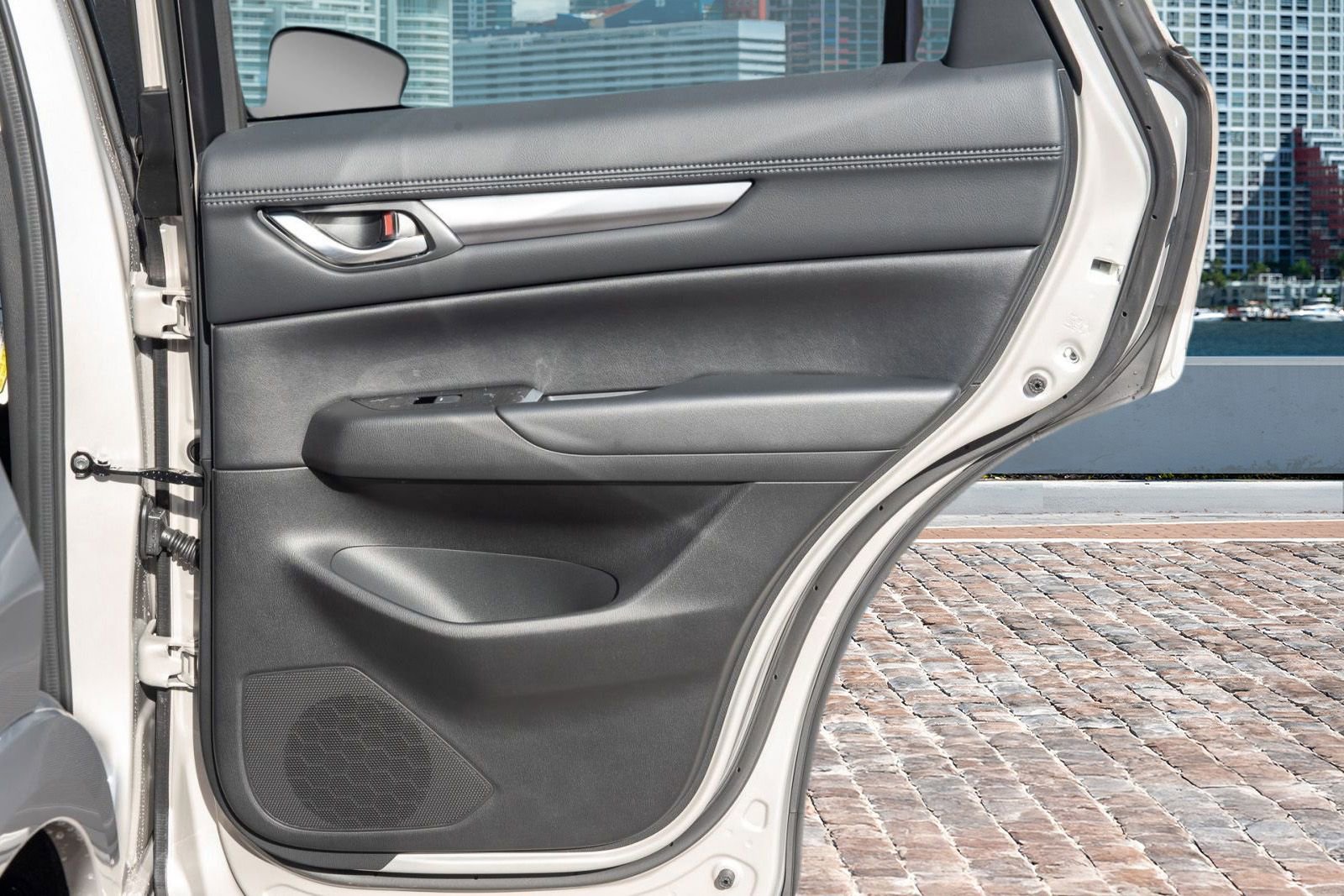 Used 2025 MAZDA CX-5 AWD 2.5 S w/ Select Package image 16