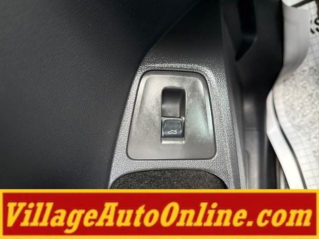 Used 2022 Volkswagen Tiguan SE w/ Panoramic Sunroof Package AWD/4WD image 31