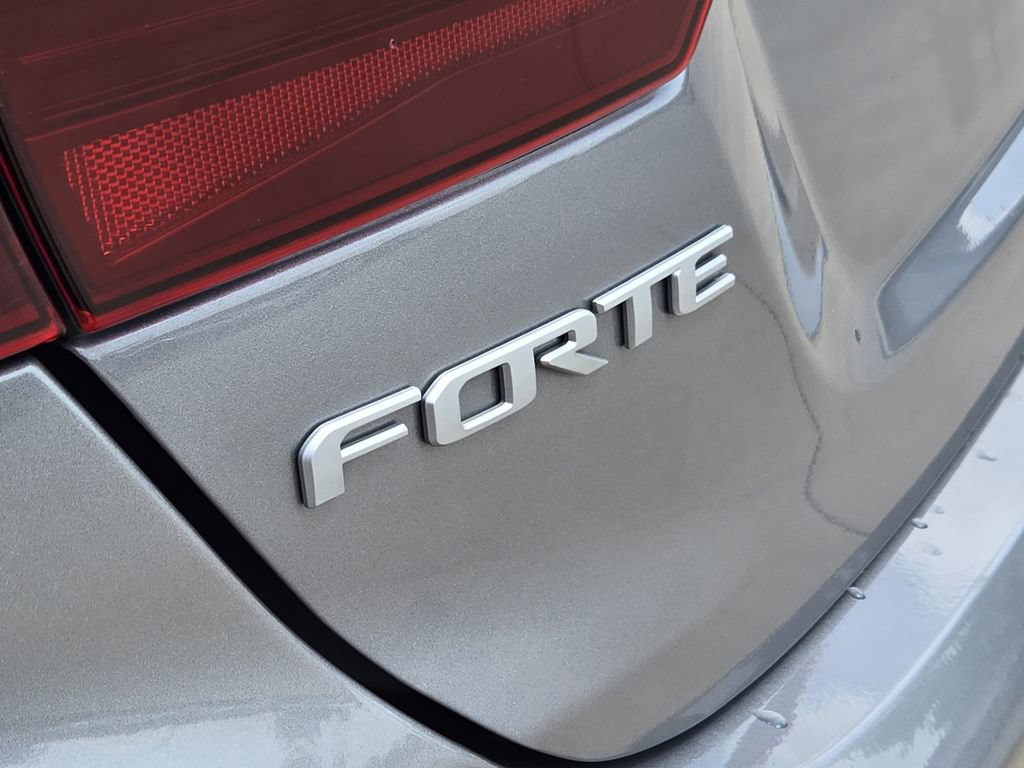 Certified 2024 Kia Forte LXS FWD image 16