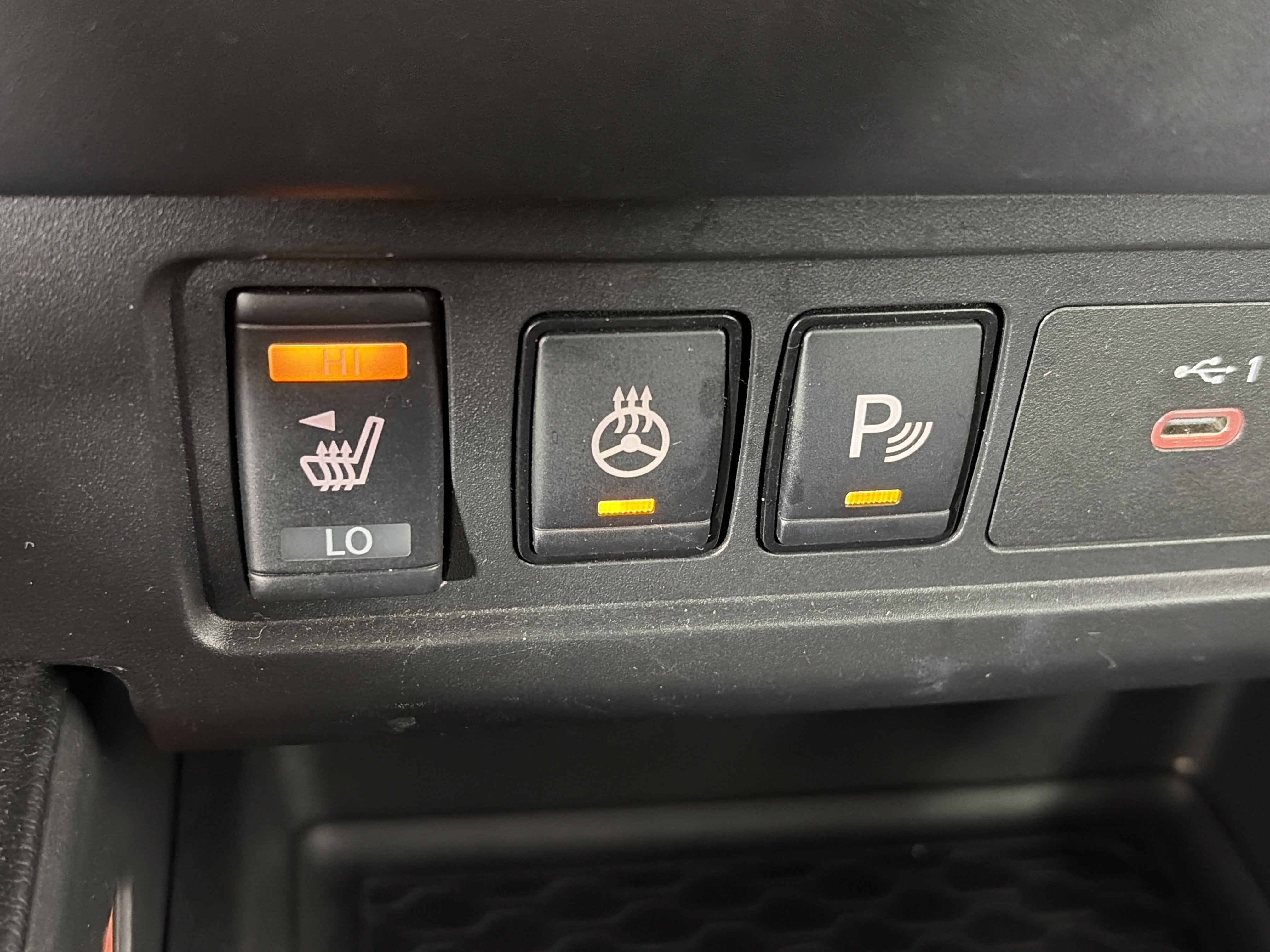 Used 2023 Nissan Frontier PRO-4X w/ Pro Convenience Package AWD/4WD image 22