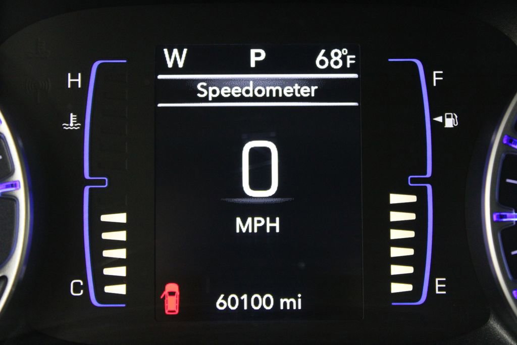 Used 2024 Chrysler Voyager LX FWD image 40