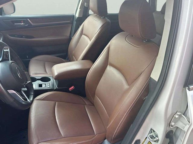 Used 2018 Subaru Outback 3.6R Touring w/ Popular Package #3 image 6