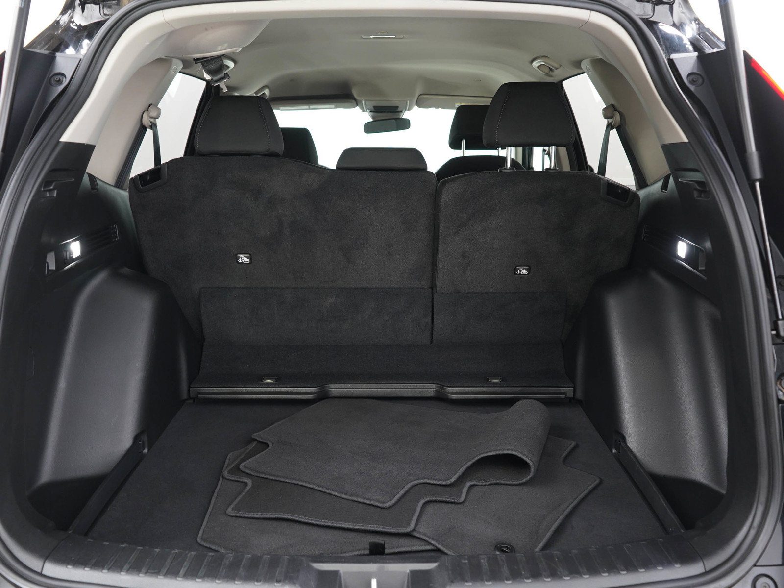 Used 2024 Honda CR-V LX image 9