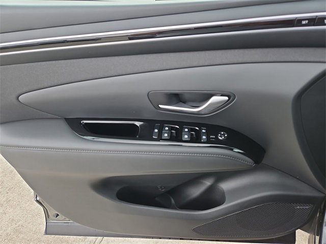 Used 2024 Hyundai Tucson Limited image 14
