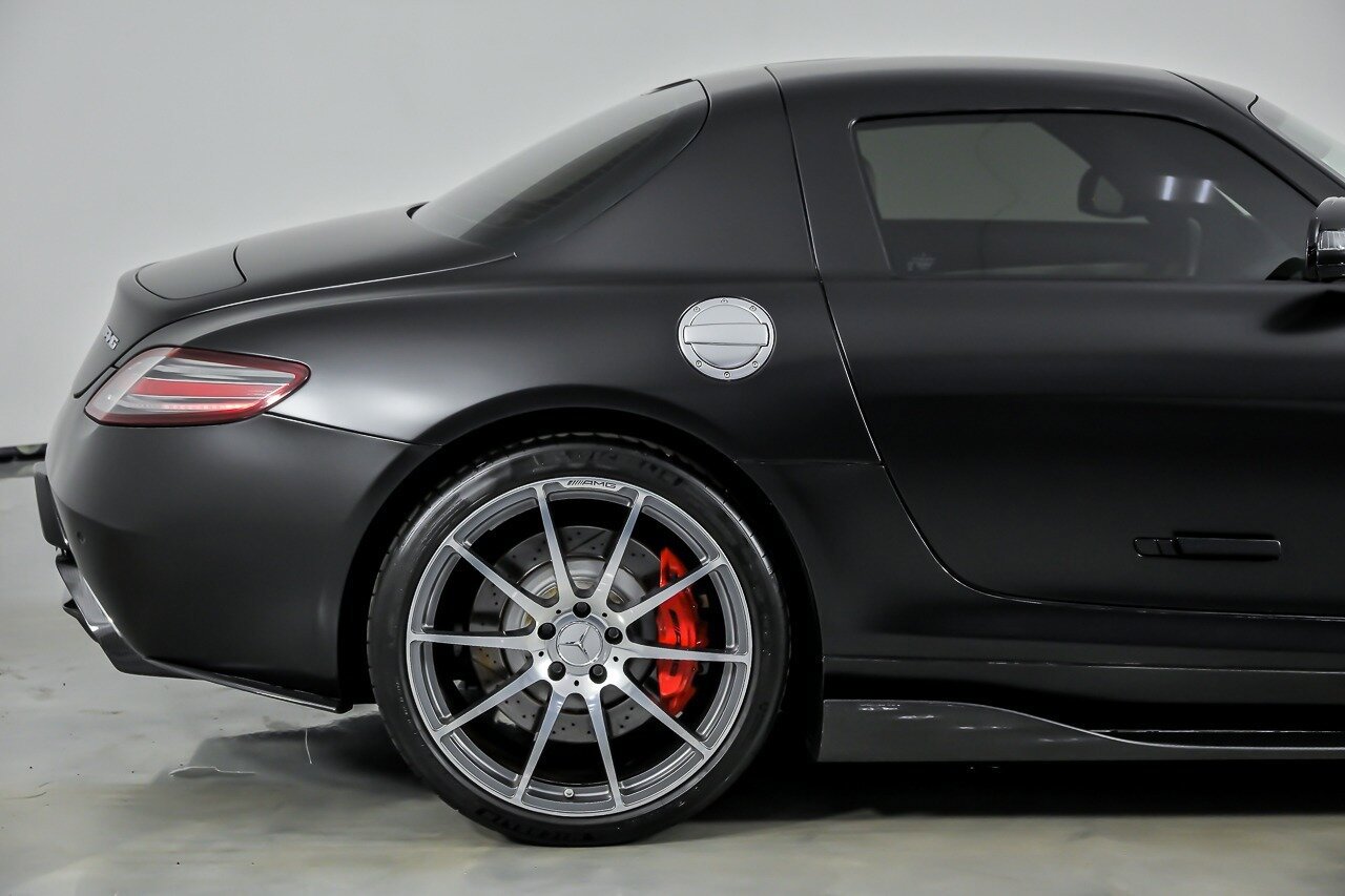 Used 2012 Mercedes-Benz SLS AMG Coupe image 13