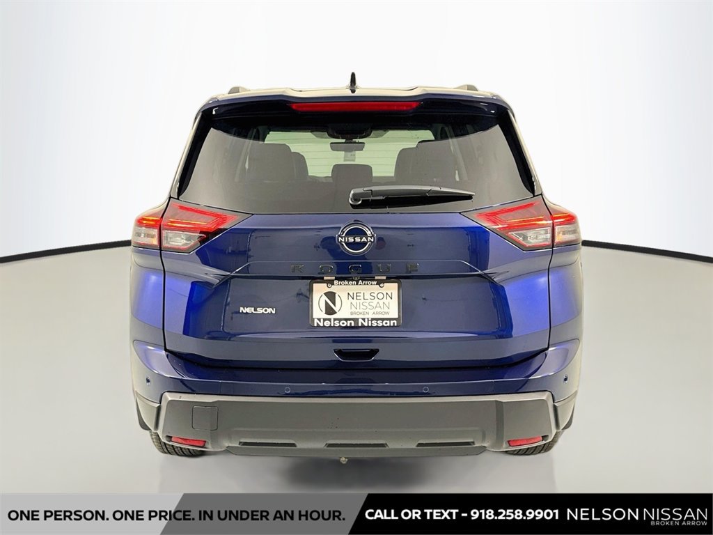 New 2026 Nissan Rogue Dark Armor FWD image 6