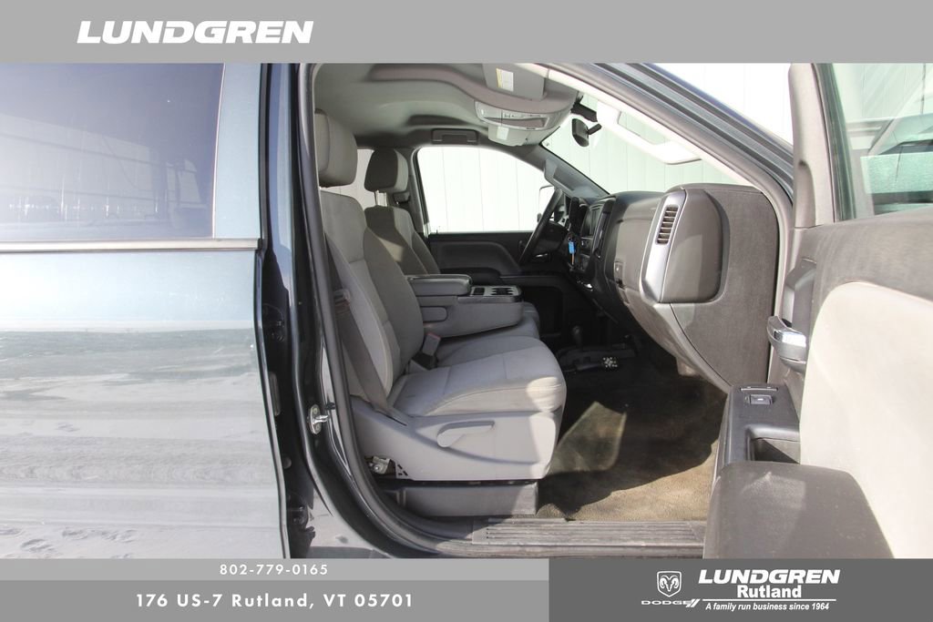 Used 2018 Chevrolet Silverado 2500 W/T w/ WT Convenience Package AWD/4WD image 9